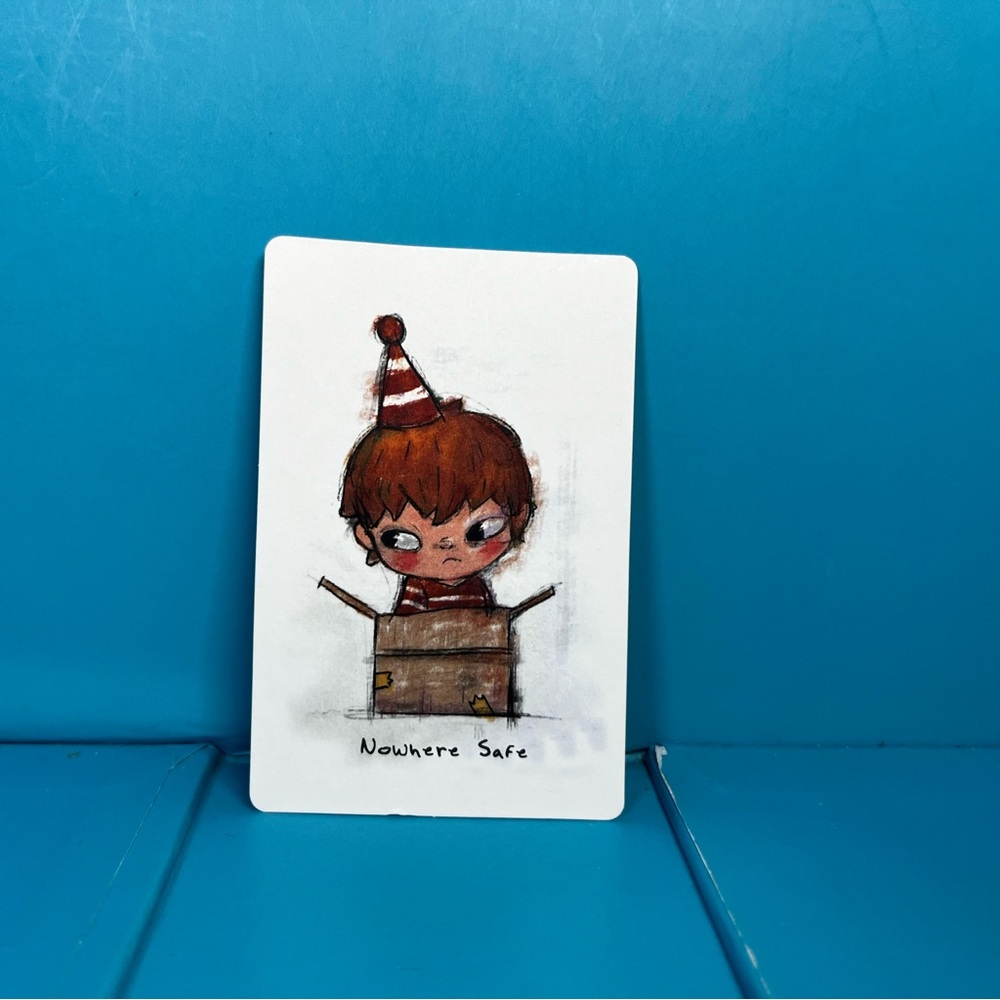 Pop Mart - Hirono - The Other One - Nowhere Safe Figure - Picture 7 of 9